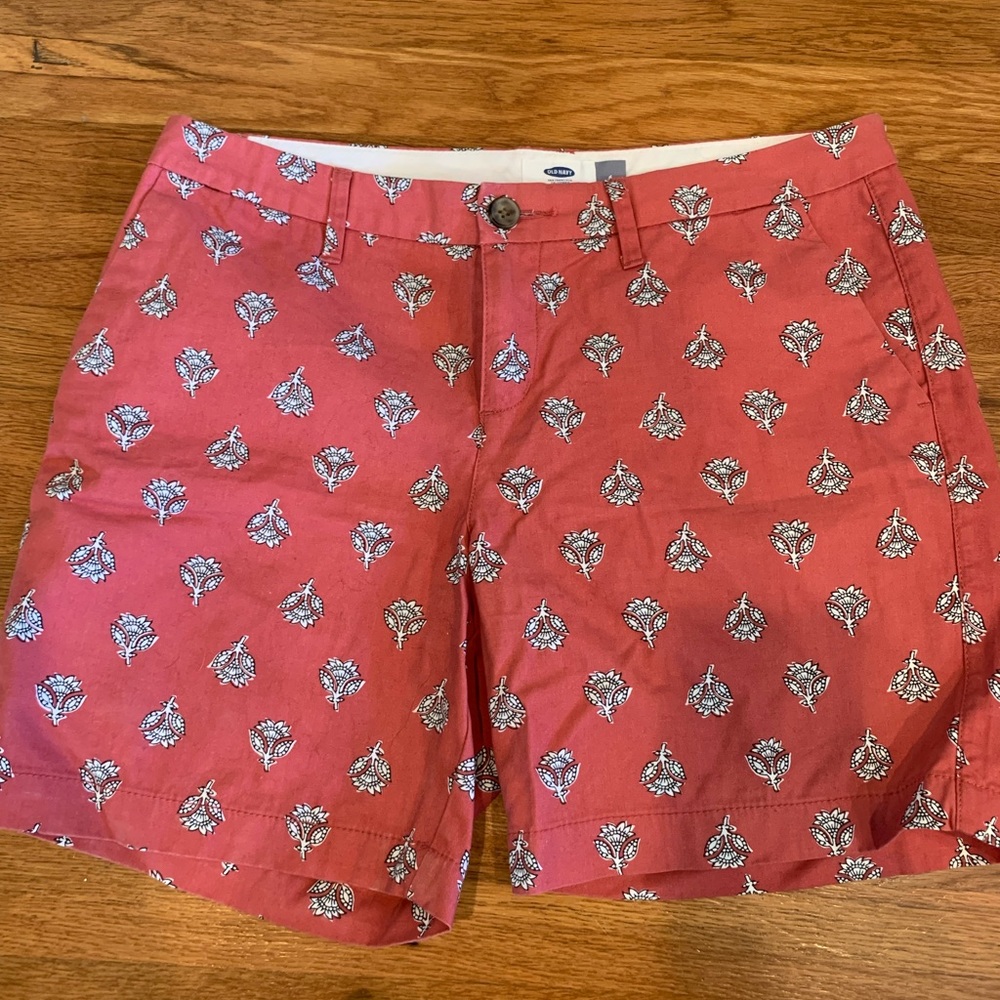 Old Navy 5 inch shorts